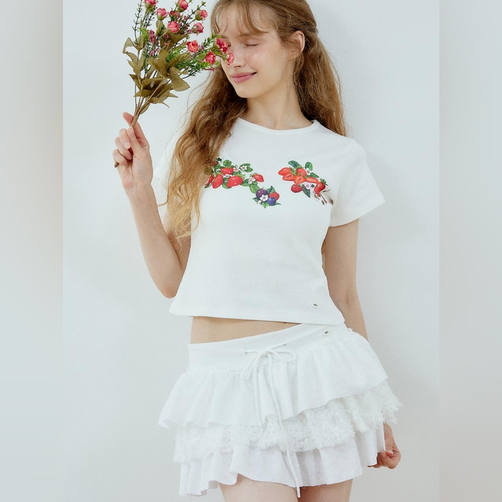 W Concept Hhips Flower Frill Skirt